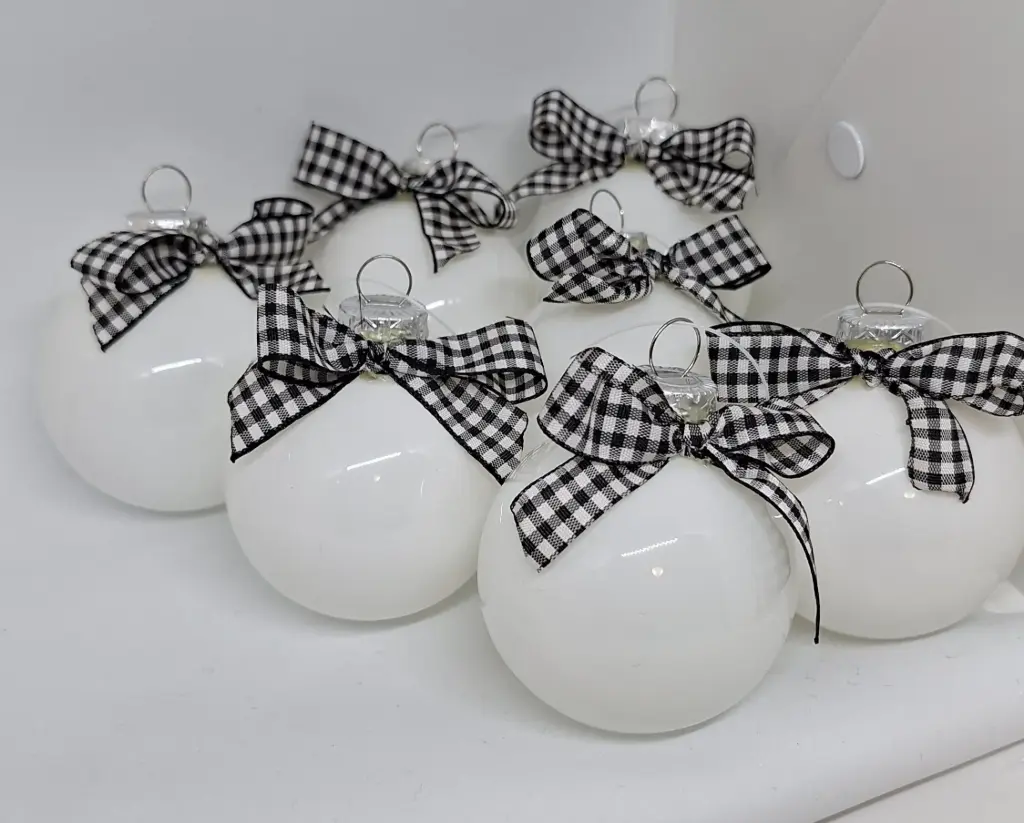 Kerstbal 6cm - glanzend wit