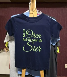 Textiel - Mijn oren heb ik voor de sier 